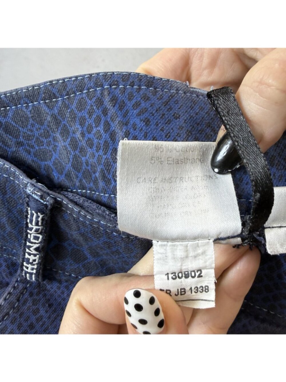 ROMFH Pants Womens 26R Blue Animal Print Twill Jegging Stretch Riding Pockets - Picture 4 of 9